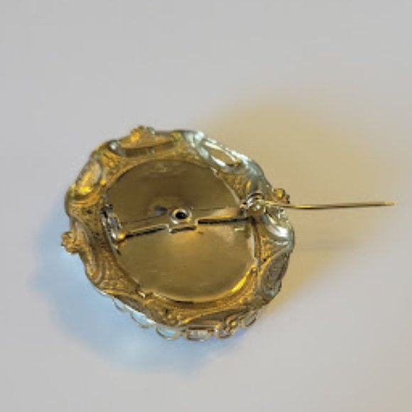 Vintage Gold Tone Hand-Painted Floral Brooch 2" - Picture 3 of 4